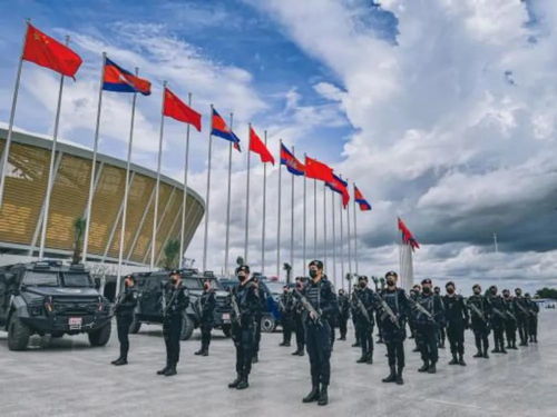 實拍 柬政府出動武裝力量,為體育場交接儀式保駕護航