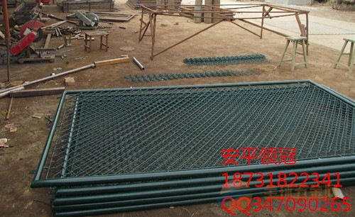 河南鄭州籠式足球場圍網(wǎng)報(bào)價 河南開封五人制足球場圍欄廠家