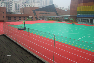 潤(rùn)豐學(xué)校室外懸浮拼裝地板操場(chǎng)項(xiàng)目竣工!