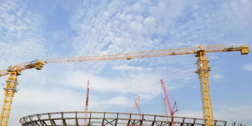 上港通報浦東足球場建設(shè)進(jìn)展 正進(jìn)行看臺鋼結(jié)構(gòu)吊裝