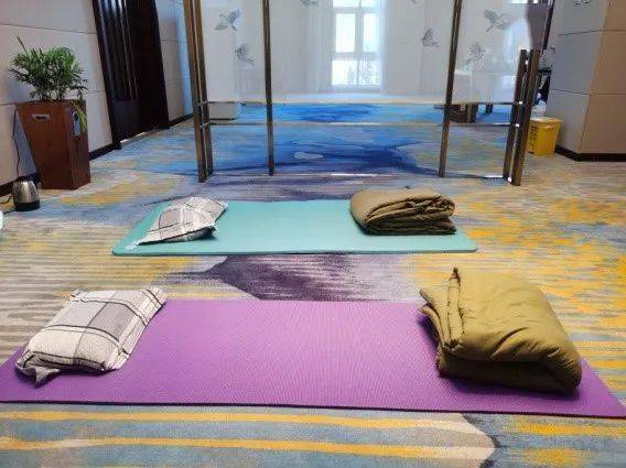 冬奧有我丨凌晨四點,他們已經忙碌在工作崗位上